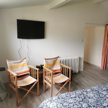 Hotel Logis St Cyrien Saint-Cyr-en-Val Zewnętrze zdjęcie